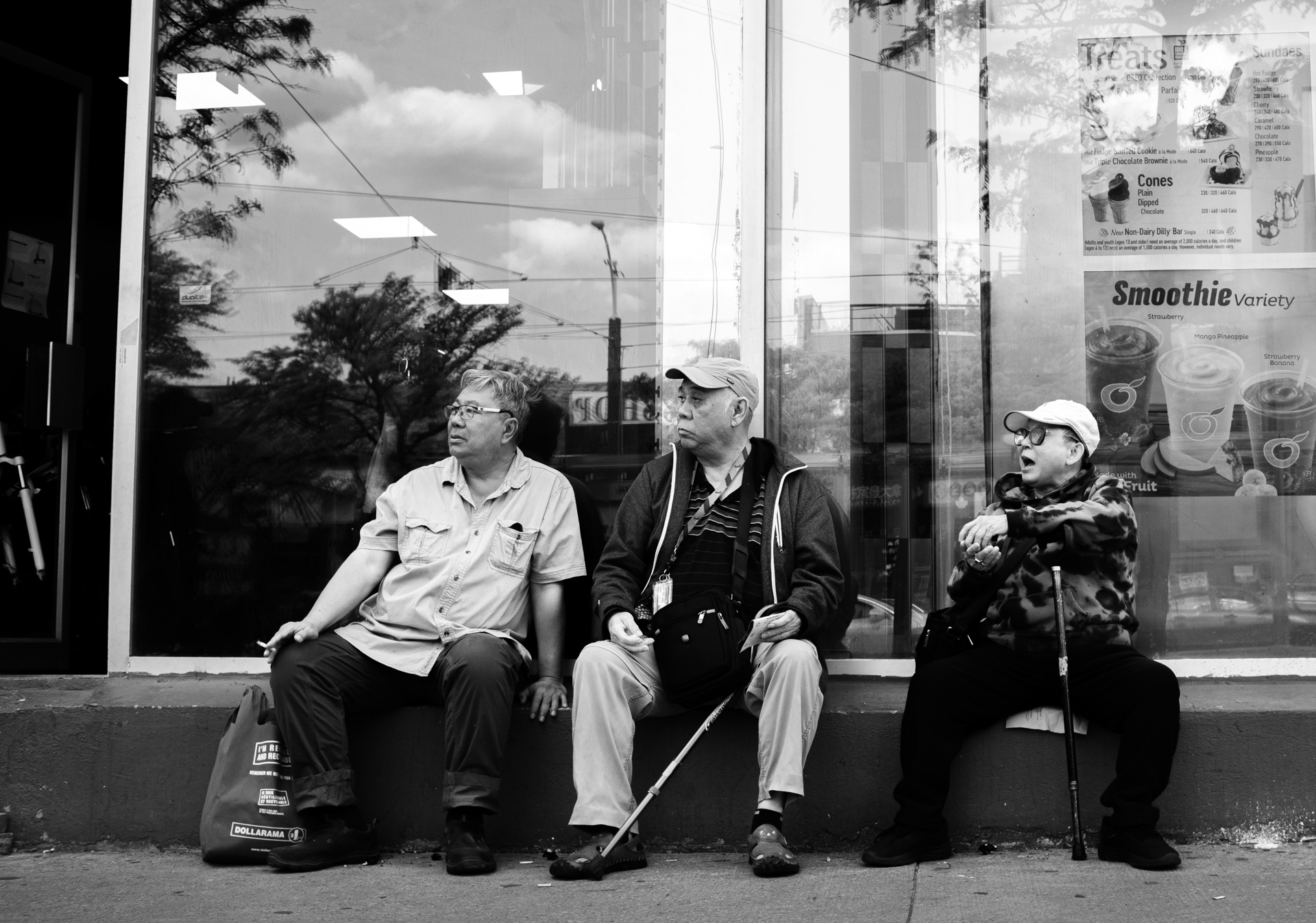 /images/stories/tpl_exhibition/friend-2.jpg